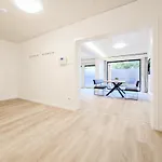 Tolstov - 3 With Terrace - 25 Min Messe Dus Apartamento *