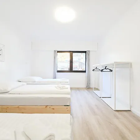 Tolstov - 2 Schlafzimmer - Terrasse - 25 Min Messe Dus * 杜伊斯堡